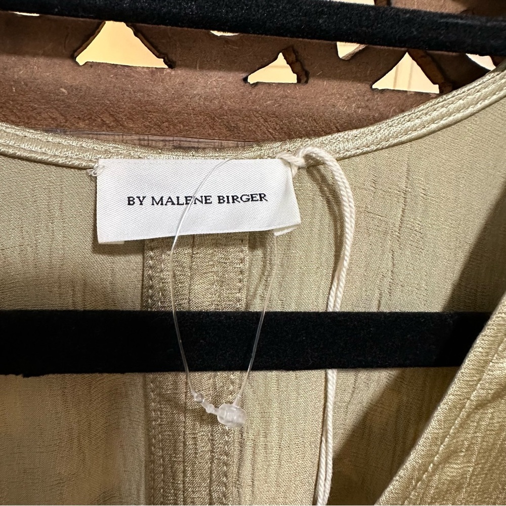 NEW By Malene Birger Piamontes Satin Golden Blouse size 38 or M‎ - Picture 4 of 12